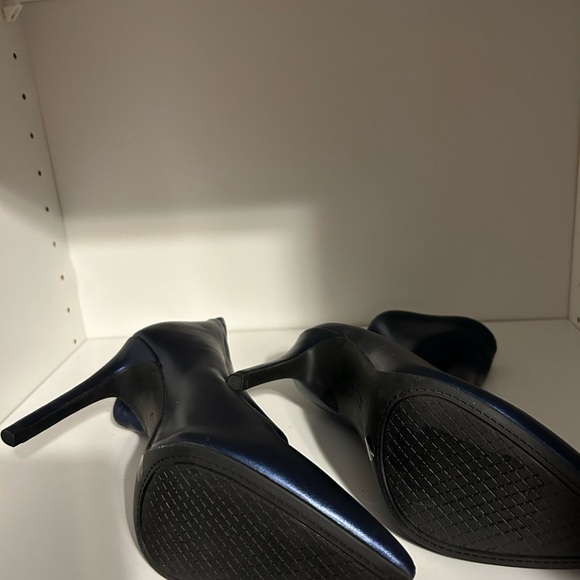 Dark blue slip on boots - Picture 4 of 6